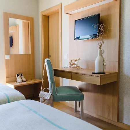 酒店 Santo Antonio De