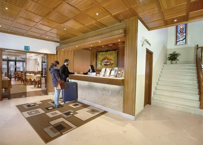 Hotel Santo Antonio De 3*